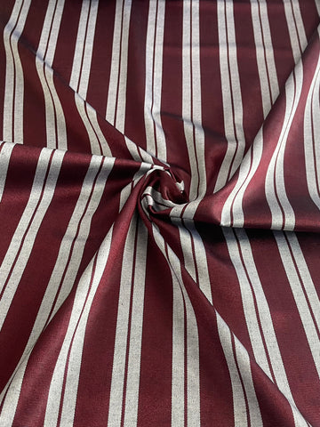 Striped shiny Kutnu fabric